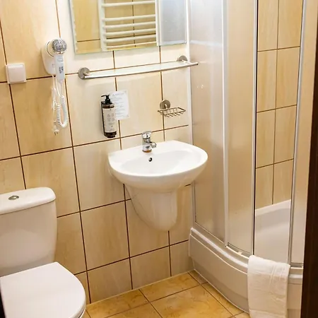Hotel Nova.Galicja Nowy Sącz Esterno foto