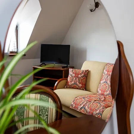 Hotel Nova.Galicja Nowy Sącz Esterno foto