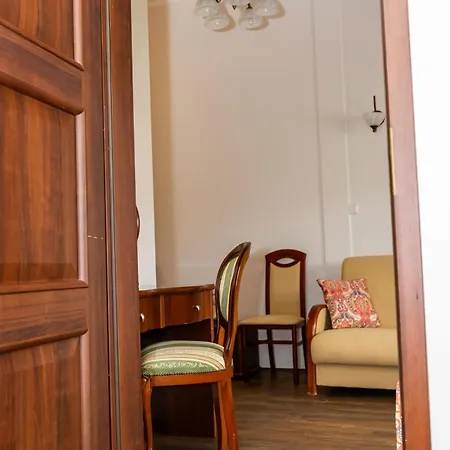 Hotel Nova.Galicja Nowy Sącz Esterno foto