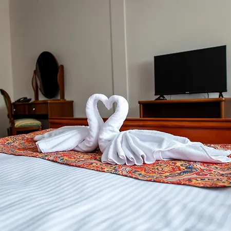 Hotel Nova.Galicja Nowy Sącz Esterno foto